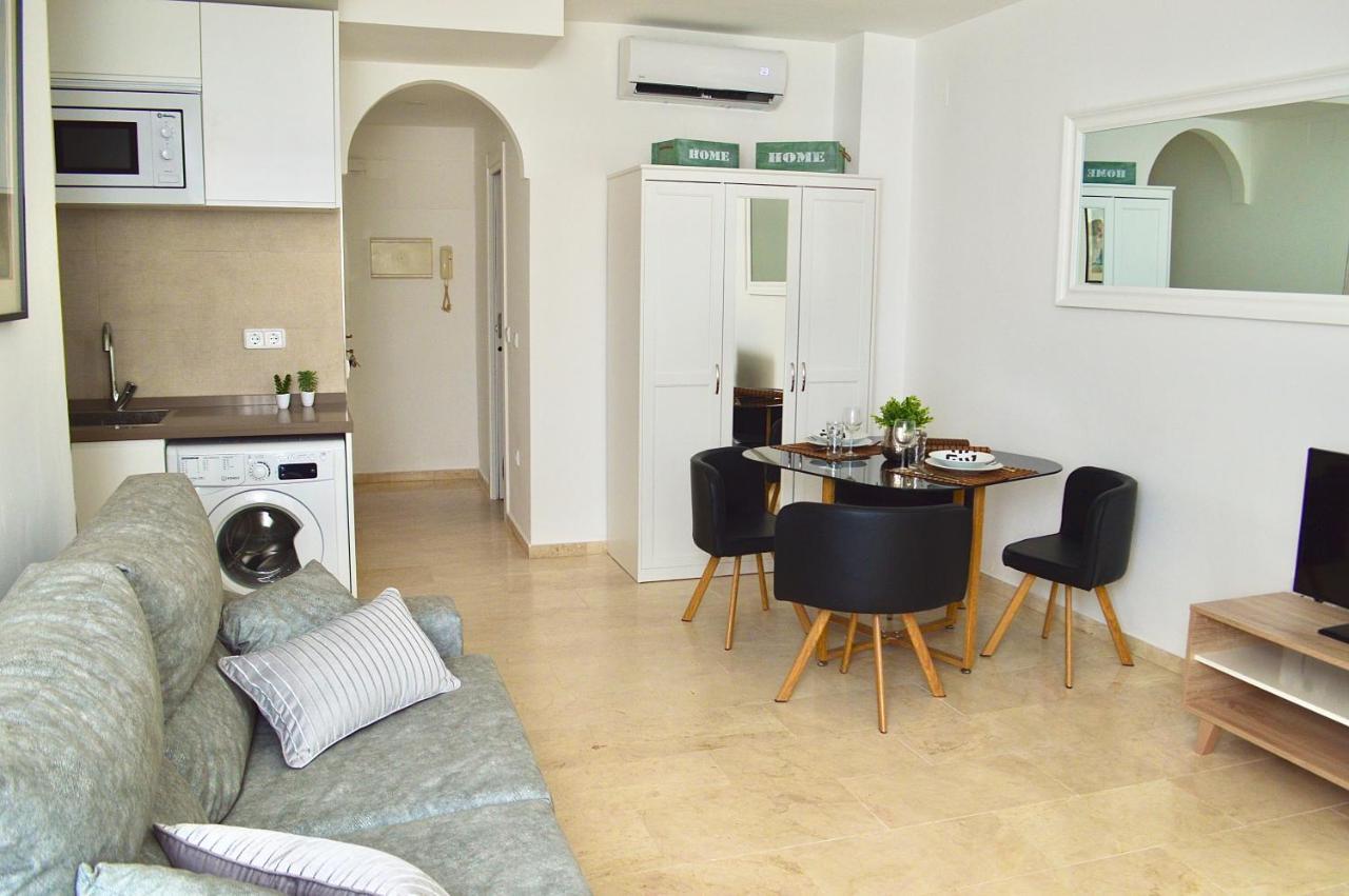 Apartamento Adriana. Centrico, A 50M De La Playa. Fuengirola Exteriör bild